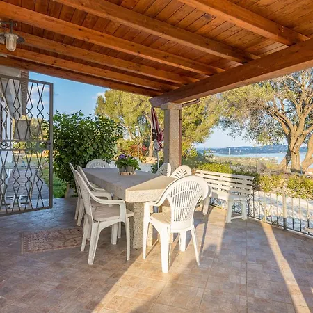Bella Vista With Sea View - Happy Cugnana