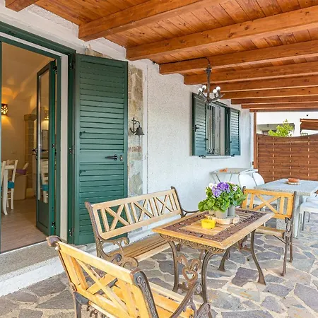 Bella Vista With Sea View - Happy